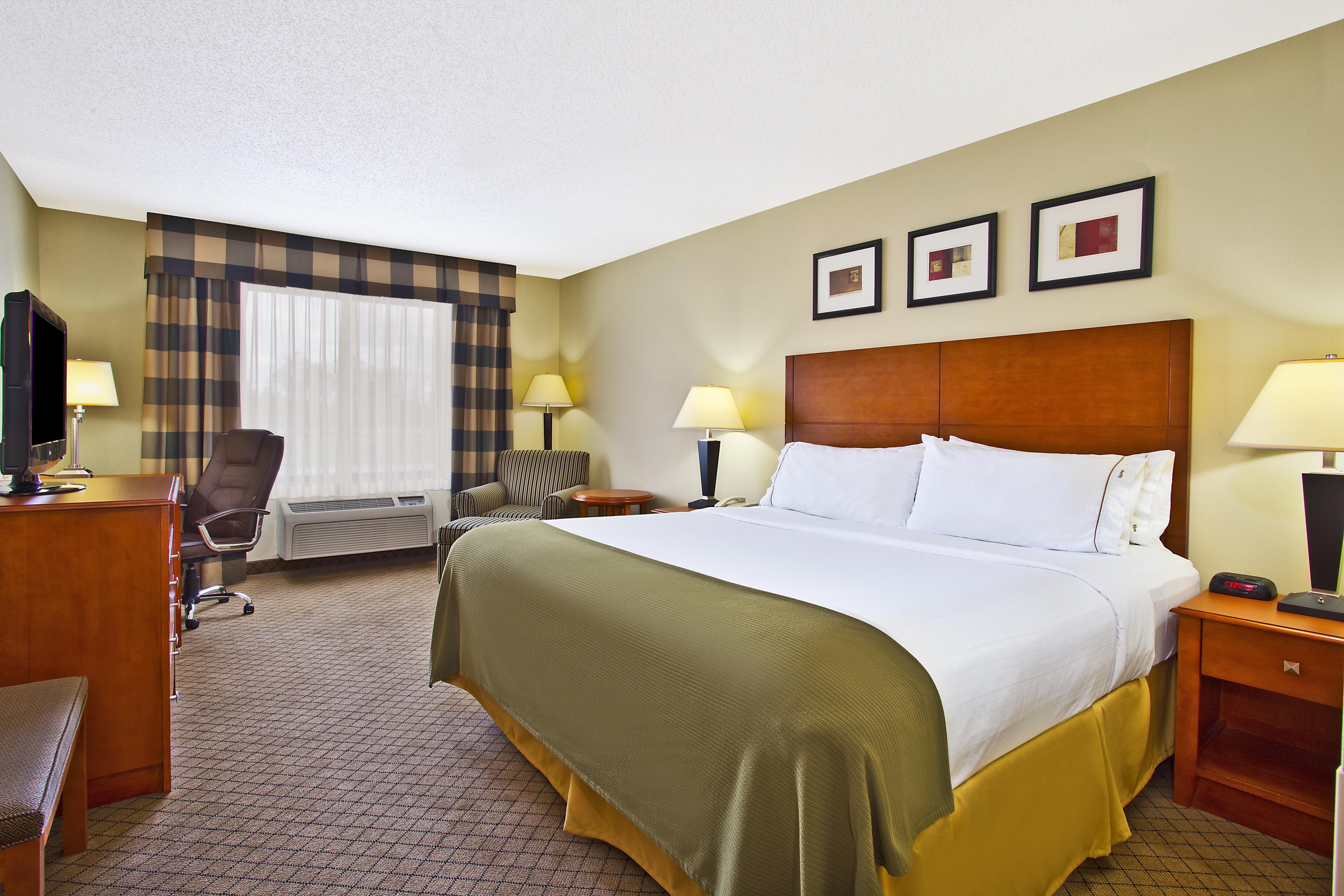 Holiday Inn Express Hotel & Suites Goshen, An Ihg Hotel Bagian luar foto